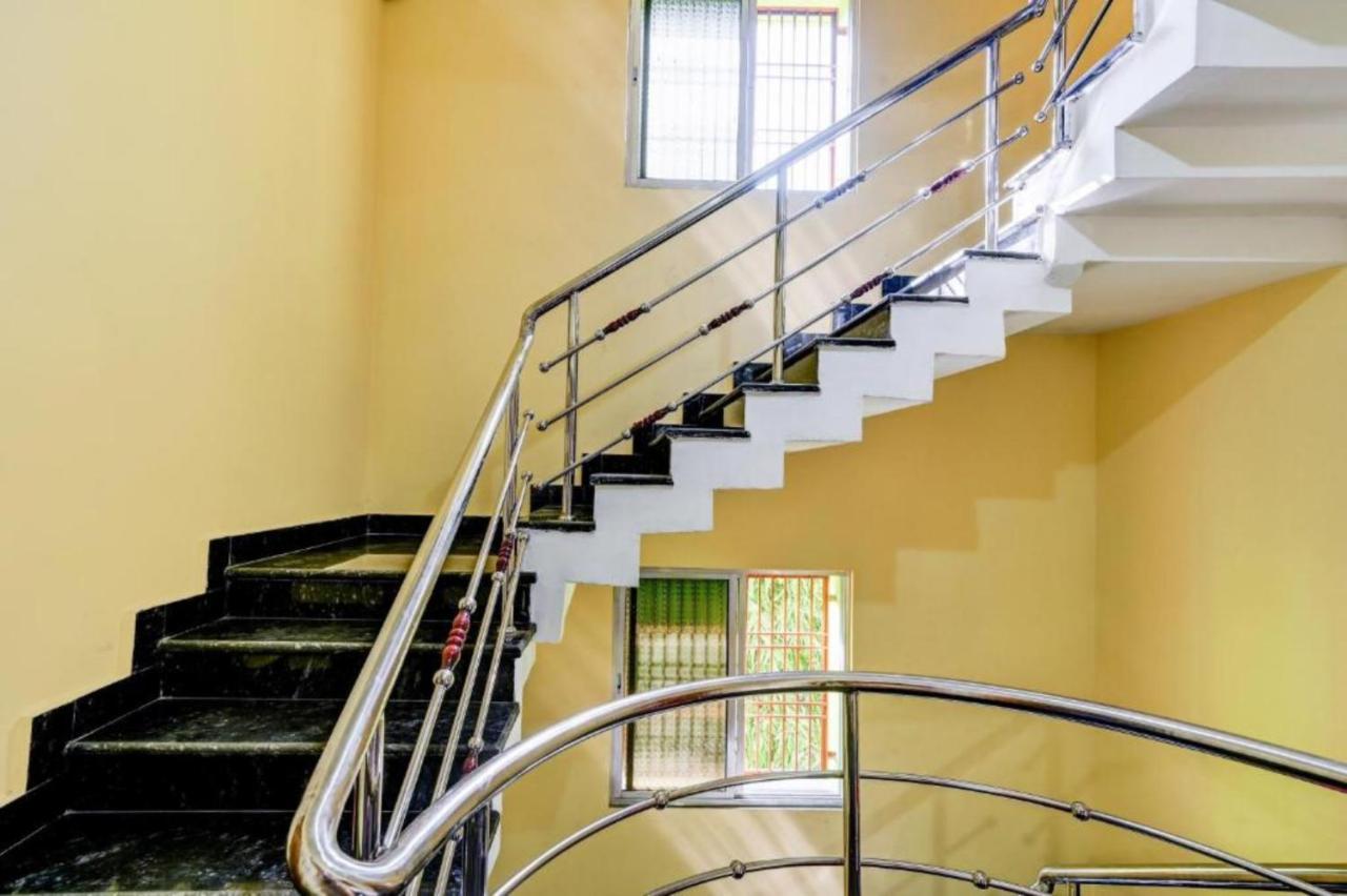 Goroomgo Neelachal Holiday Nibasa Puri Near Sea Beach Area - Perfect Location With Excellent Service Awarded Buitenkant foto