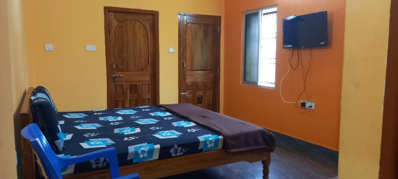 Goroomgo Neelachal Holiday Nibasa Puri Near Sea Beach Area - Perfect Location With Excellent Service Awarded Buitenkant foto